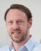 Headshot of Andrew Dove